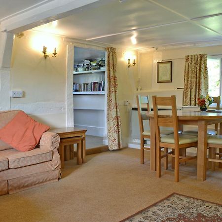Collingbourne Kingston October Cottage מראה חיצוני תמונה